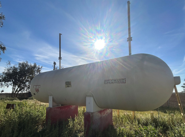 6000 gallon propane tank